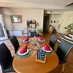 Le Colibri Bleu 3* Argeliers