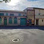 Le Colibri Bleu 3* Argeliers