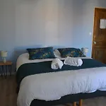 Le Colibri Bleu Frühstückspension 3*