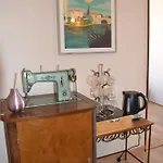Couette-café Le Colibri Bleu 3*