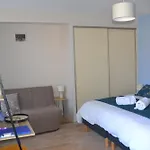 Le Colibri Bleu 3* Argeliers