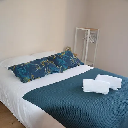 Le Colibri Bleu 3* Argeliers