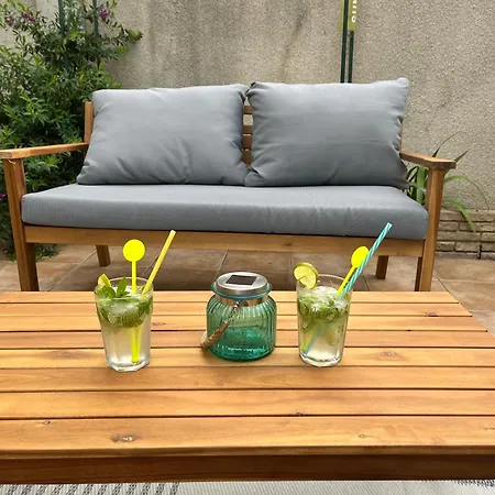 Le Colibri Bleu Frühstückspension Argeliers