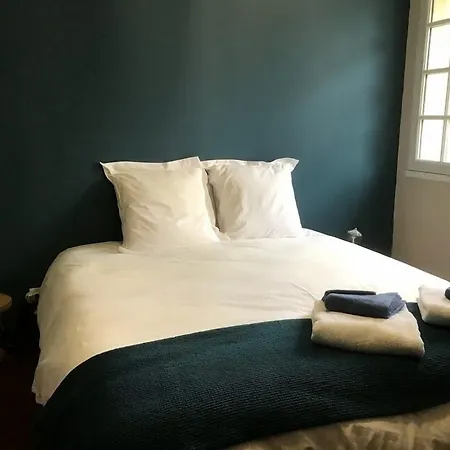 Le Colibri Bleu فندق مبيت وإفطار Argeliers