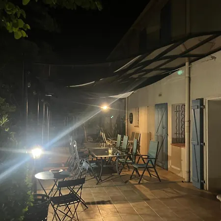 Le Colibri Bleu 3*