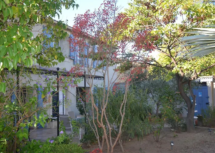 Le Colibri Bleu Bed & Breakfast